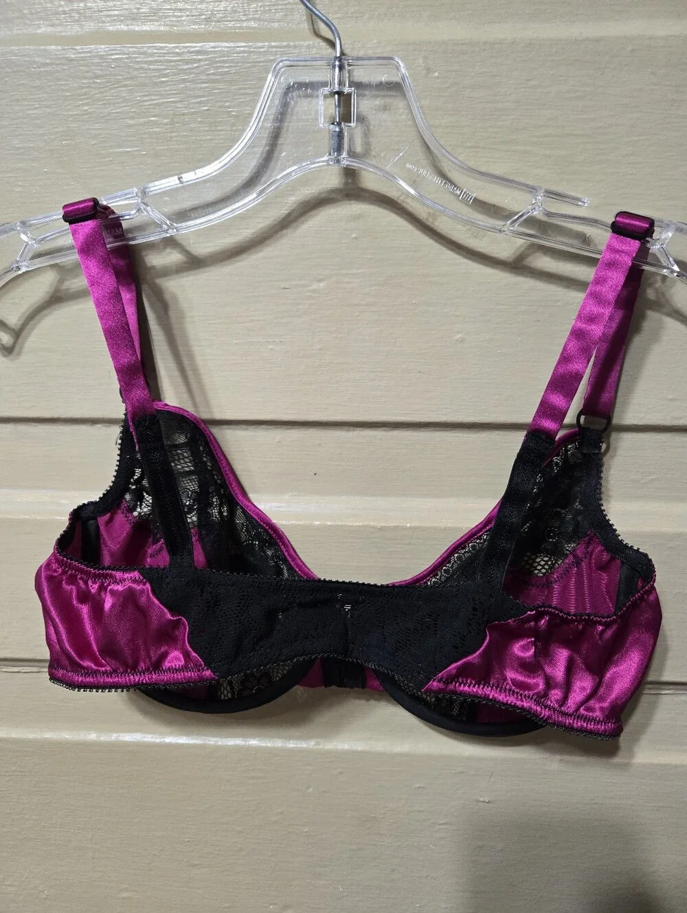 Valentino Intimo Purple Black Lace Front Clasp Bra Size: 36C